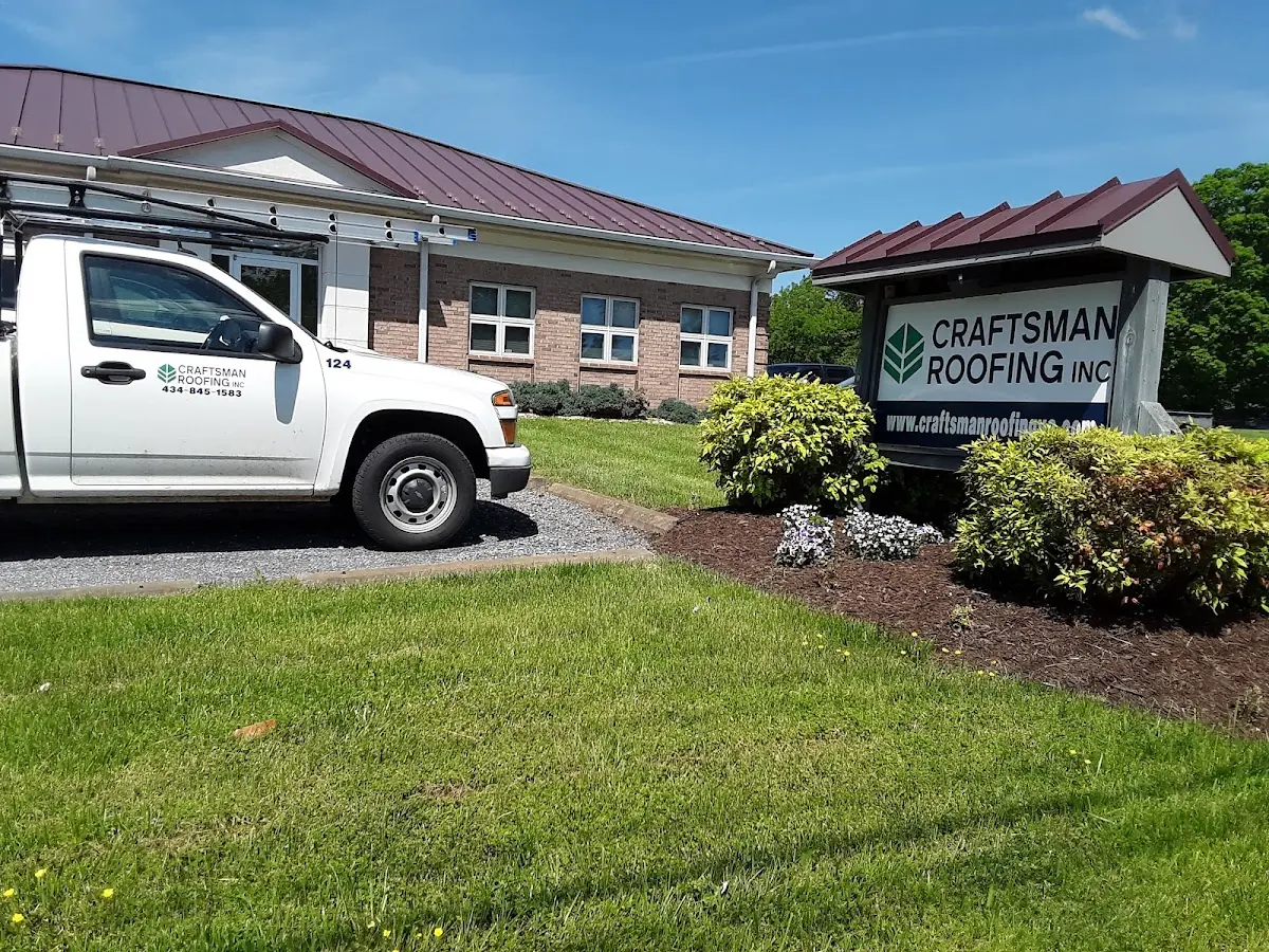 Quality Roof Replacement by experienced craftsmen in Newington